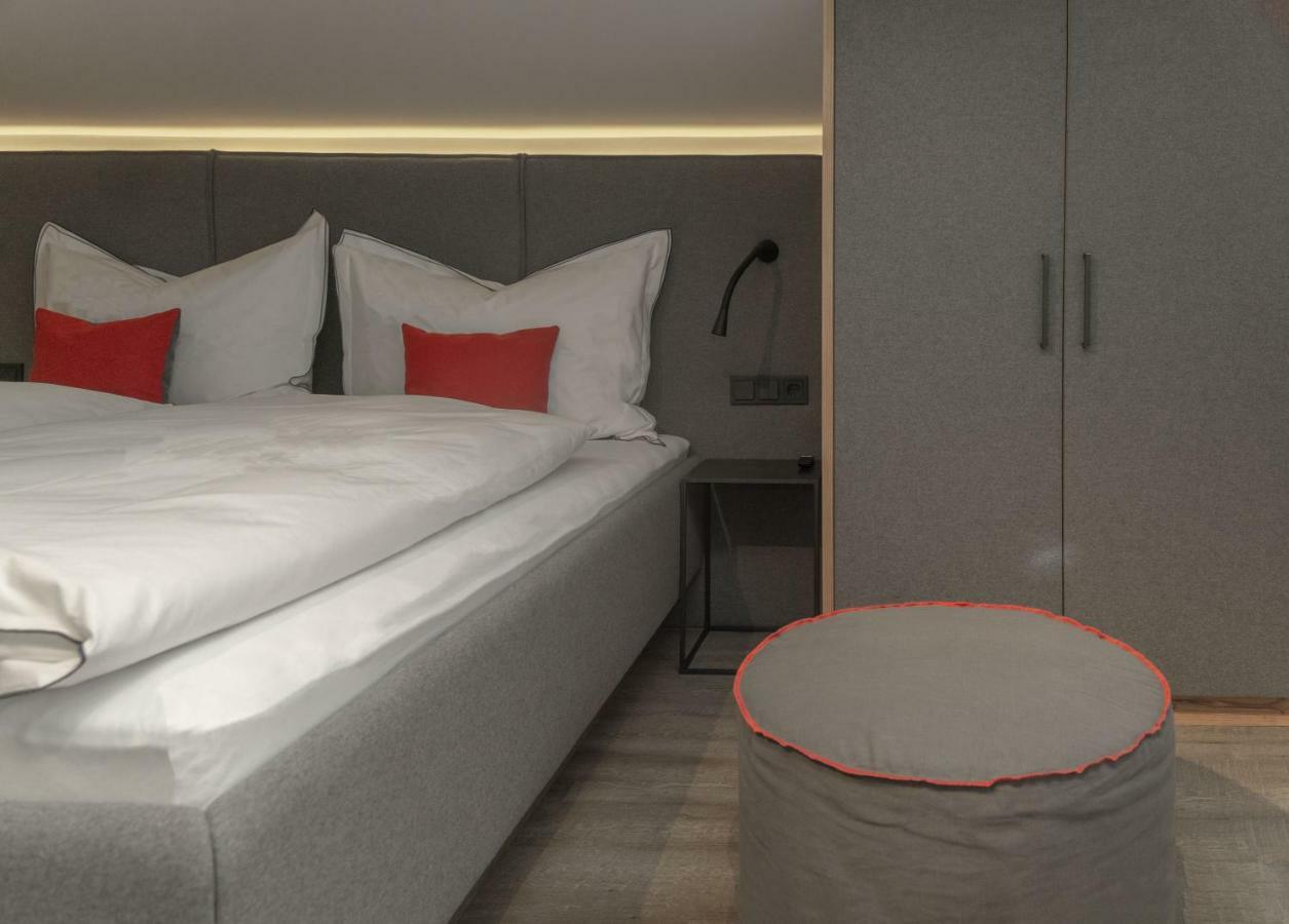 Appartements Erwin & Eleonore Huettl - Penthouse Neukirchen am Großvenediger Eksteriør billede